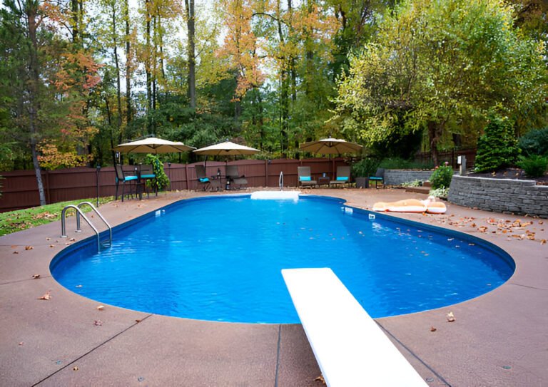 Why Our Vinyl Pools Fit Your Needs